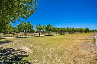 8602 W Helen Ln, Glendale, AZ 85305 - Photo 48