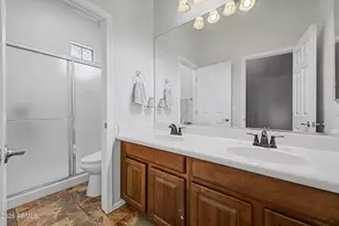 8602 W Helen Ln, Glendale, AZ 85305 - Photo 26