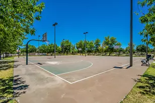 8602 W Helen Ln, Glendale, AZ 85305 - Photo 42