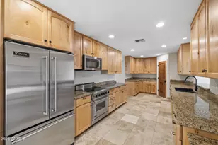 6332 E Earll Dr, Scottsdale, AZ 85251 - Photo 12