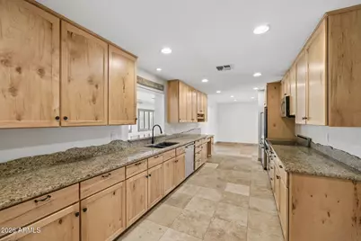 6332 E Earll Drive, Scottsdale, AZ 85251 - Photo 14