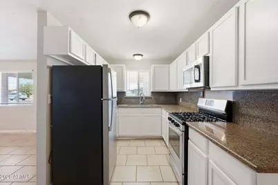4138 E Bluefield Avenue, Phoenix, AZ 85032 - Photo 8
