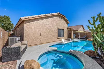 13457 W Watson Lane, Surprise, AZ 85379 - Photo 2