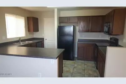 12926 W Fleetwood Lane, Glendale, AZ 85307 - Photo 2