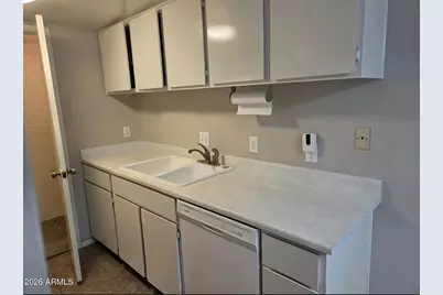 3213 W Royal Palm Road, Phoenix, AZ 85051 - Photo 8