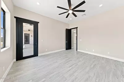 25886 W Denver Hill Drive, Wittmann, AZ 85361 - Photo 22