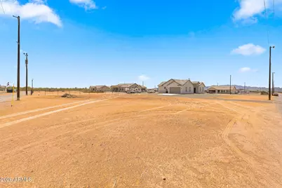 25886 W Denver Hill Drive, Wittmann, AZ 85361 - Photo 50
