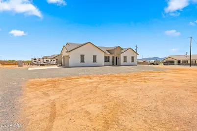 25886 W Denver Hill Drive, Wittmann, AZ 85361 - Photo 46