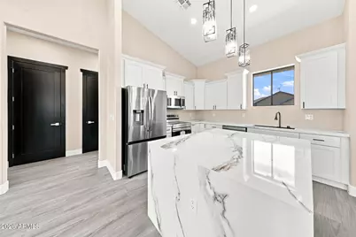 25886 W Denver Hill Drive, Wittmann, AZ 85361 - Photo 20