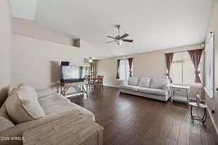 2111 E Paradise Ln, Phoenix, AZ 85022 - Photo 2