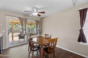 2111 E Paradise Ln, Phoenix, AZ 85022 - Photo 14