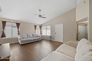 2111 E Paradise Ln, Phoenix, AZ 85022 - Photo 12