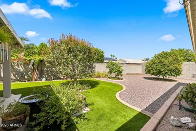 10466 W Mountain View Road, Sun City, AZ 85351 - Photo 46