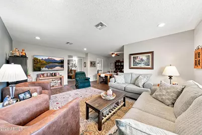 10466 W Mountain View Road, Sun City, AZ 85351 - Photo 30