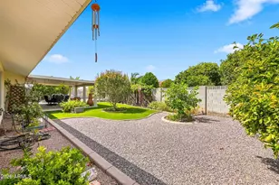 10466 W Mountain View Rd, Sun City, AZ 85351 - Photo 46