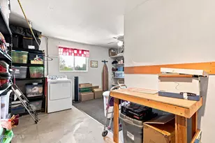 10466 W Mountain View Rd, Sun City, AZ 85351 - Photo 34