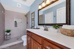6038 W Desert Hills Dr, Glendale, AZ 85304 - Photo 16