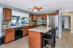 6038 W Desert Hills Dr, Glendale, AZ 85304 - Photo 8