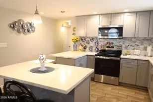 18218 N 1st St, Phoenix, AZ 85022 - Photo 4