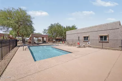 948 S Lawther Drive, Apache Junction, AZ 85120 - Photo 4
