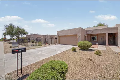 948 S Lawther Drive, Apache Junction, AZ 85120 - Photo 2