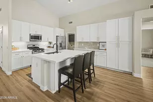 1812 E Sagebrush St, Gilbert, AZ 85296 - Photo 2