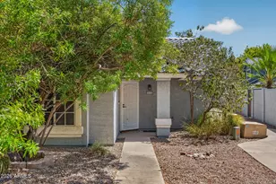 860 N McQueen Rd, Chandler, AZ 85225 - Photo 2
