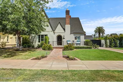 324 W Monte Vista Road, Phoenix, AZ 85003 - Photo 2