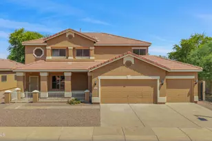 1226 E Gwen St, Phoenix, AZ 85042 - Photo 1