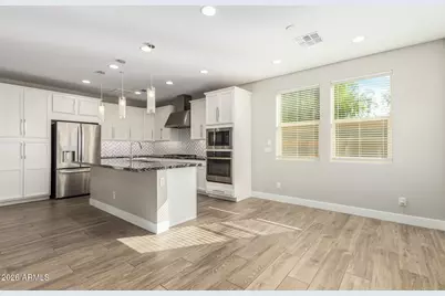 1873 S Follett Way, Gilbert, AZ 85295 - Photo 10