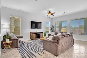 6423 W Silver Sage Ln, Phoenix, AZ 85083 - Photo 18