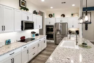 332 N Rainbow Way, Casa Grande, AZ 85194 - Photo 8