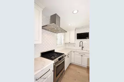 2230 E Devonshire Avenue, Phoenix, AZ 85016 - Photo 12
