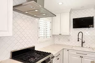 2230 E Devonshire Ave, Phoenix, AZ 85016 - Photo 12