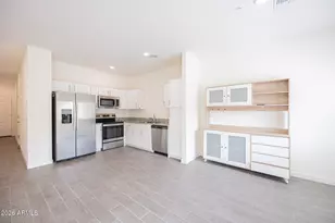 8343 N 22nd Dr, Phoenix, AZ 85021 - Photo 6