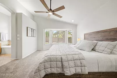 4327 E Tether Trail, Phoenix, AZ 85050 - Photo 24