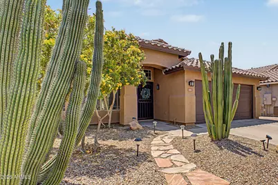 4327 E Tether Trail, Phoenix, AZ 85050 - Photo 6