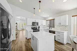 4327 E Tether Trail, Phoenix, AZ 85050 - Photo 12