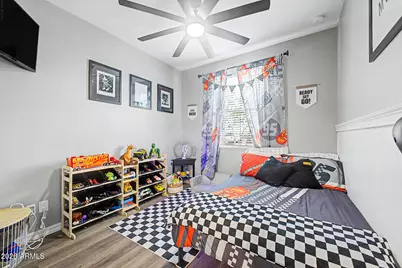 17701 W Straight Arrow Lane, Surprise, AZ 85387 - Photo 14