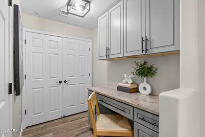 5350 E Deer Valley Drive #1250, Phoenix, AZ 85054 - Photo 4