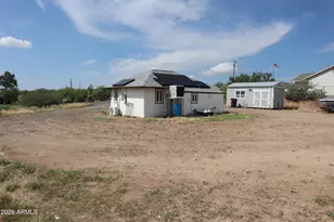 19674 E Moon Mountain Dr, Mayer, AZ 86333 - Photo 2