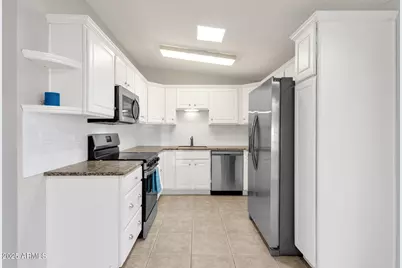 345 W Montecito Avenue, Phoenix, AZ 85013 - Photo 14