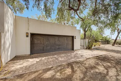 9420 E Cactus Road, Scottsdale, AZ 85260 - Photo 8