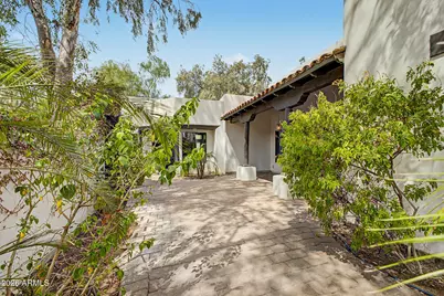 9420 E Cactus Road, Scottsdale, AZ 85260 - Photo 12