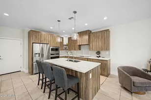 137 E Hearne Way, Gilbert, AZ 85234 - Photo 8