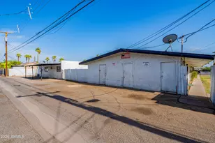 2140 W Heatherbrae Dr, Phoenix, AZ 85015 - Photo 10