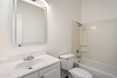 2140 W Heatherbrae Drive, Phoenix, AZ 85015 - Photo 8