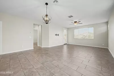 12423 N 174th Lane, Surprise, AZ 85388 - Photo 10