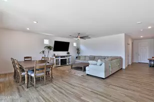 16873 W Fetlock Trl, Surprise, AZ 85387 - Photo 8
