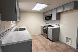 356 Peretz Cir, Morristown, AZ 85342 - Photo 6